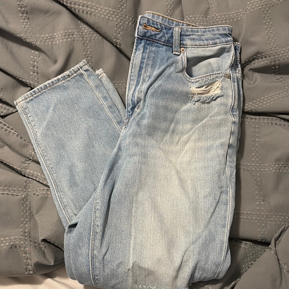 Light Blue Distressed American Eagle Mom Jeans